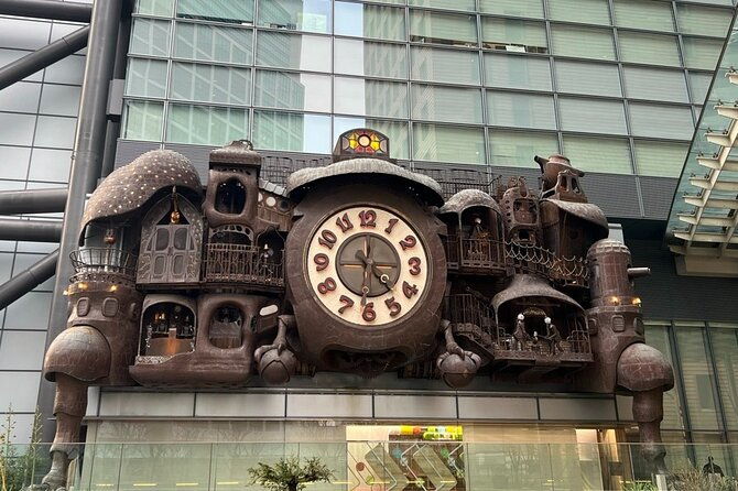 tokyo-japanese-garden-and-surroundings-guided-walking-tour-2