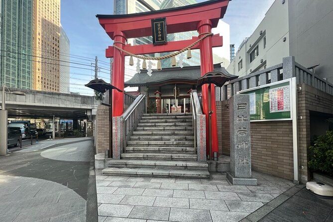 tokyo-japanese-garden-and-surroundings-guided-walking-tour-2