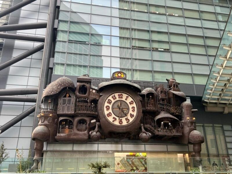 tokyo-japanese-garden-and-surroundings-guided-walking-tour