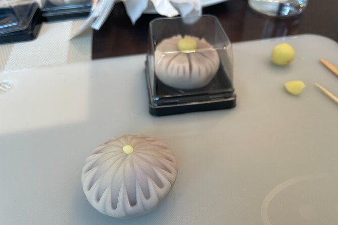 tokyo-japanese-sweets-making-experience-2