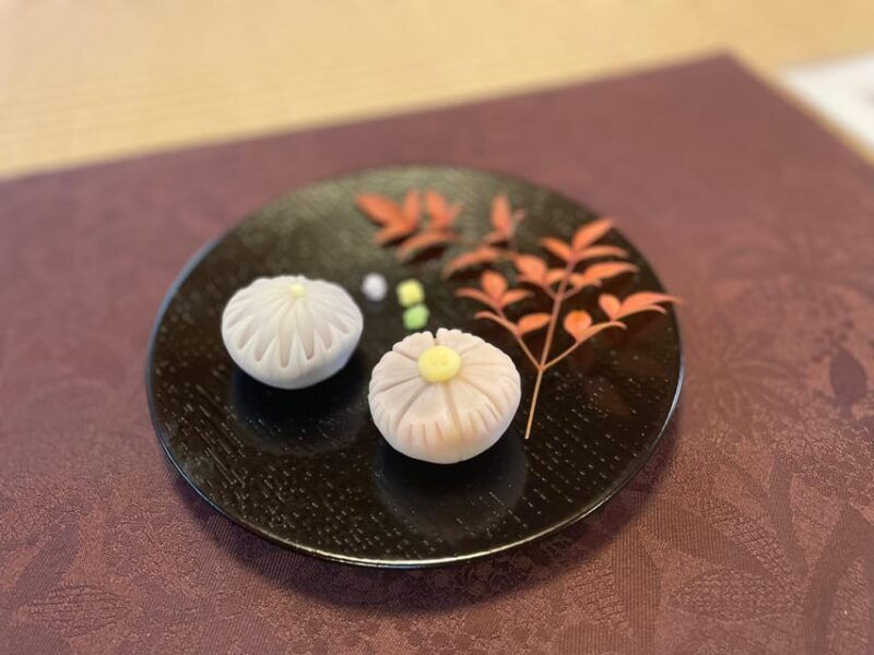 tokyo-japanese-sweets-making-experience