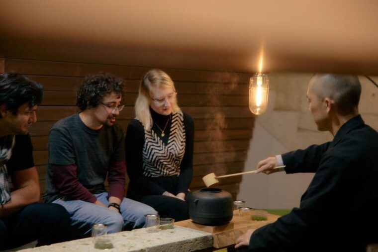 tokyo-japanese-tea-meditation-experience-near-meiji-jingu