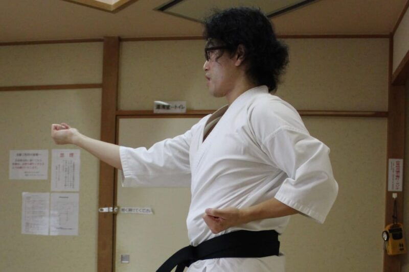 tokyo-karate-experience-with-former-all-japan-champion