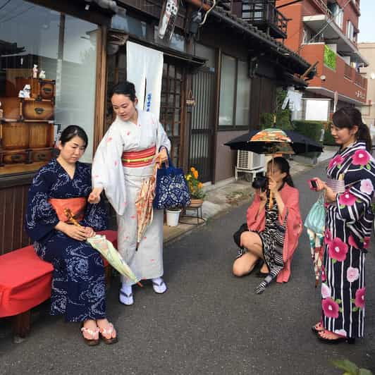 tokyo-kimono-dressing-walking-and-photography-session