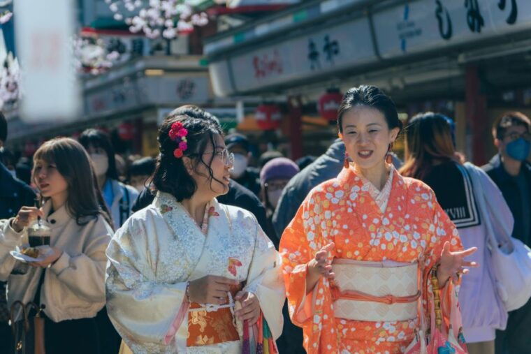 tokyo-kimono-dressing-walking-and-photography-session