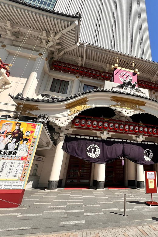 tokyo-learn-about-japanese-traditional-art-kabuki-in-ginza