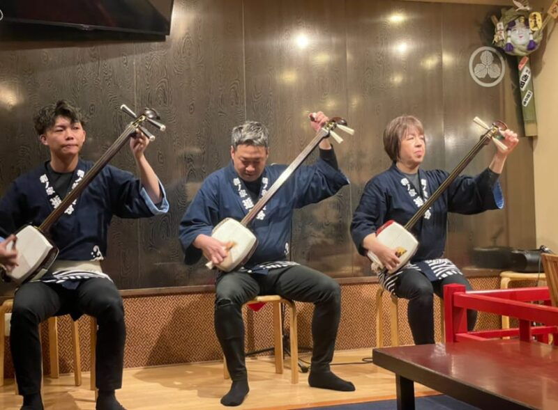 tokyo-live-shamisen-guitar-and-izakaya-experience