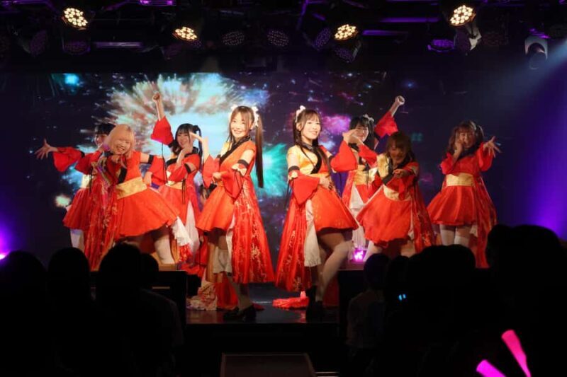 Tokyo: Maid Cafe Live Show (Drink Included) | Akiba Broadway - Who Should Consider This Tour?