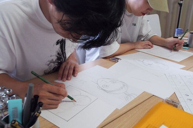 tokyo-manga-drawing-workshop-guided-by-active-pro-manga-artist