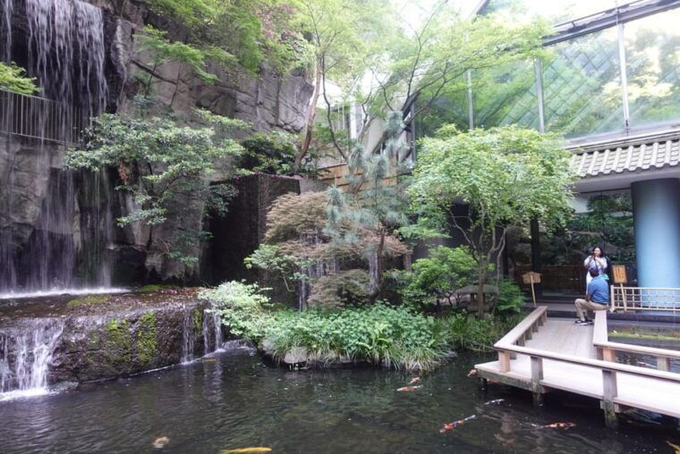 tokyo-meguro-river-private-cultural-tour-with-licensed-guide