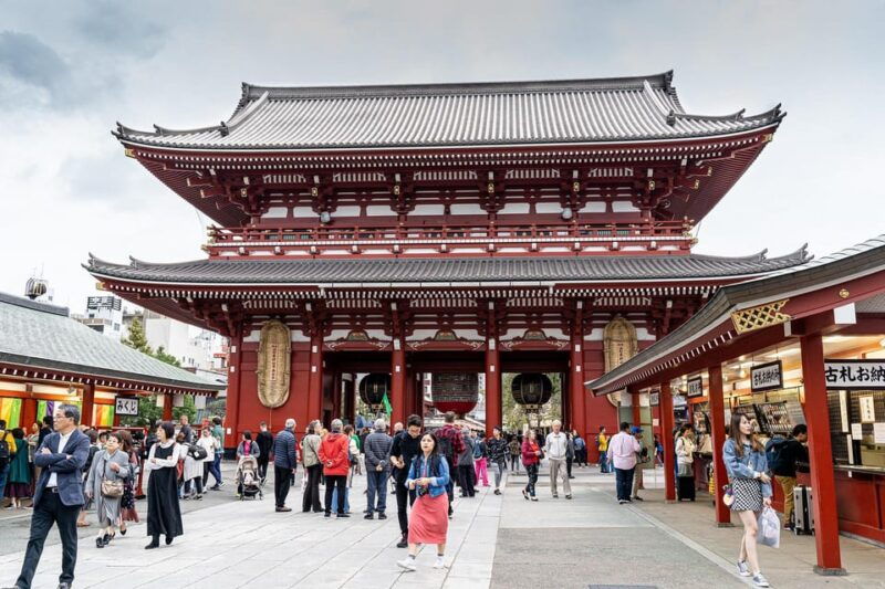 tokyo-meiji-shrine-imperial-palace-and-senso-ji-bus-tour