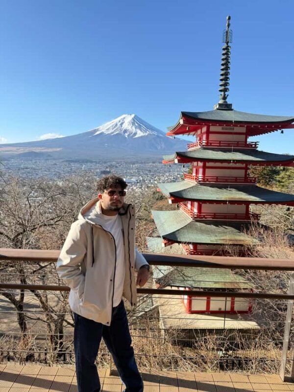 Tokyo: Mount Fuji Private Day Trip with English Guide - The Journey Begins: Convenient Pickup and Scenic Drive