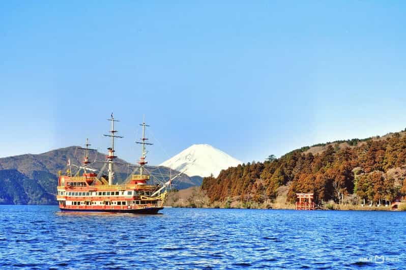 tokyo-mt-fuji-hakone-cruise-ropeway-oshino-hakkai-tour