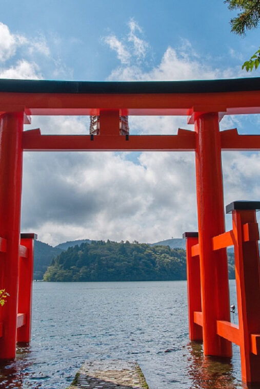tokyo-mt-fuji-hakone-ropeway-and-owakudani-valleyday-tour