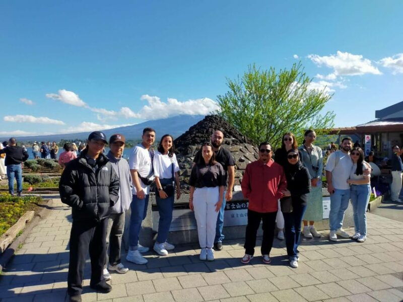 tokyo-mt-fuji-lake-kawaguchiko-tour-arakuyama-sengen-park