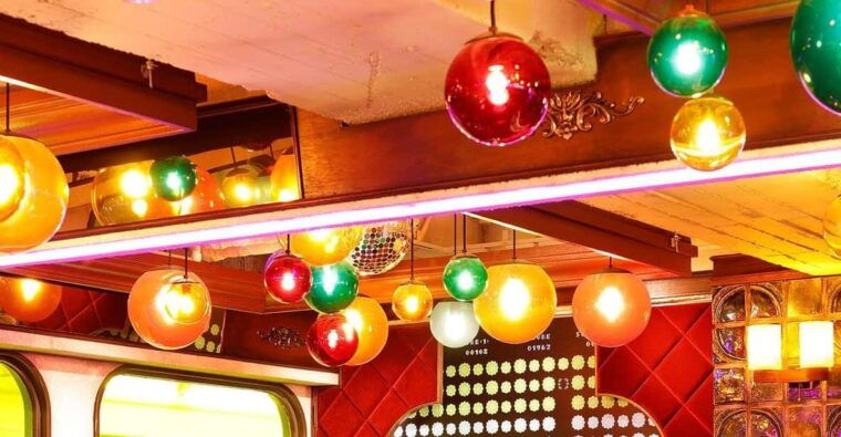 tokyo-nakano-anime-tour-japanese-subculture-and-pachinko