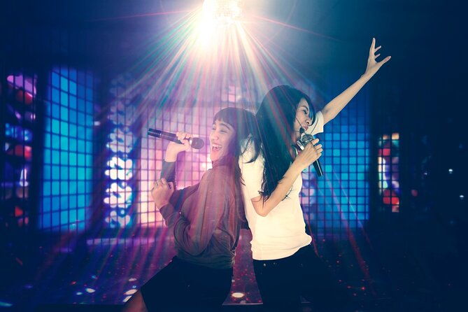 tokyo-night-tour-akihabara-shibuya-karaoke-and-city-lights