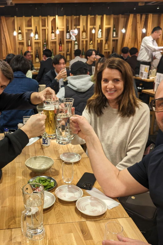 tokyo-night-tour-lets-eat-up-in-uenos-ameyoko-market