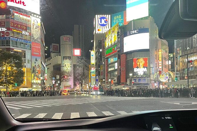 tokyo-night-tour-with-english-speaking-driver