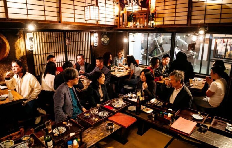 Tokyo Nightlife Like a Local: Guided Pub Hopping Walk - What To Bring and Tips for Travelers