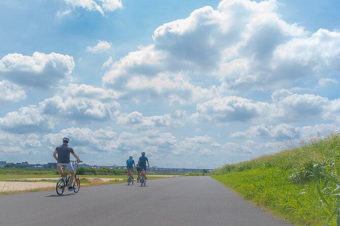 tokyo-non-touristy-local-private-e-bike-cycling-tour-from-asakusa