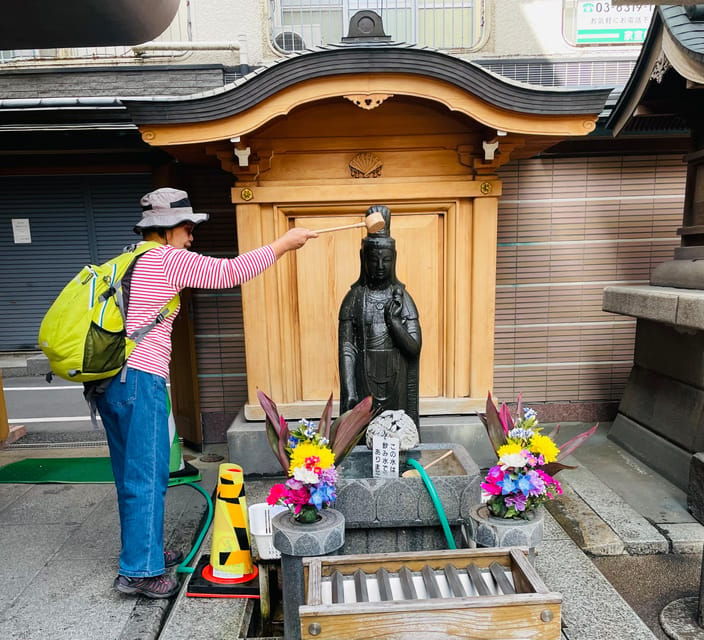 tokyo-old-sugamo-with-rikugien-japanese-garden