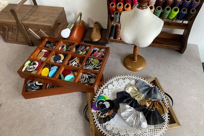 tokyo-original-leather-accessory-making-workshop