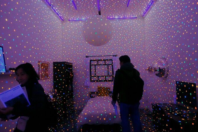 Tokyo Private Art Tour in Kagurazaka Shinjuku with Licensed Guide - Exploring the Itinerary: What You Can Expect