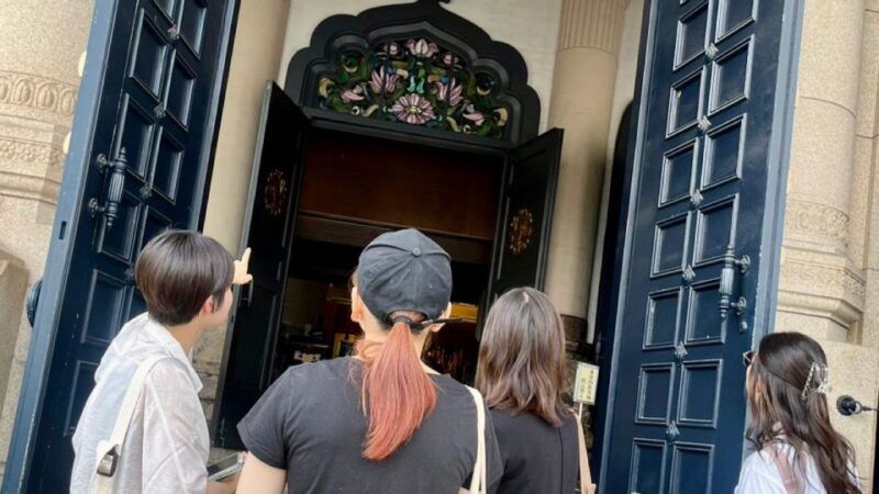 tokyo-private-city-tour-in-tsukiji-led-by-uni-student-guide