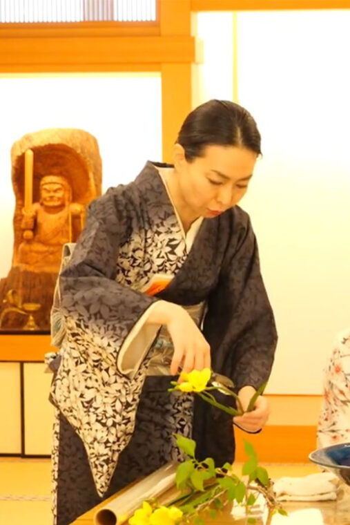 tokyo-private-japanese-traditional-flower-arrangement
