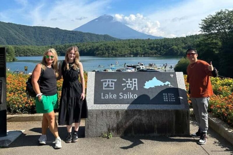 Tokyo: Private Mt. Fuji and Shibazakura Spring Tour - FAQ