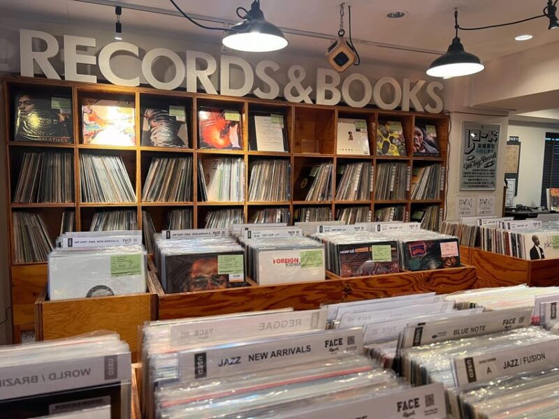 tokyo-record-shop-hopping-tour-find-your-likely-in-shibuya