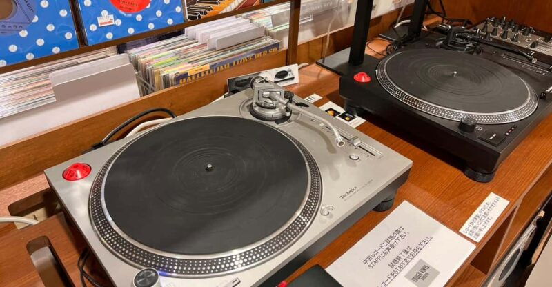 tokyo-record-shop-hopping-tour-find-your-likely-in-shibuya