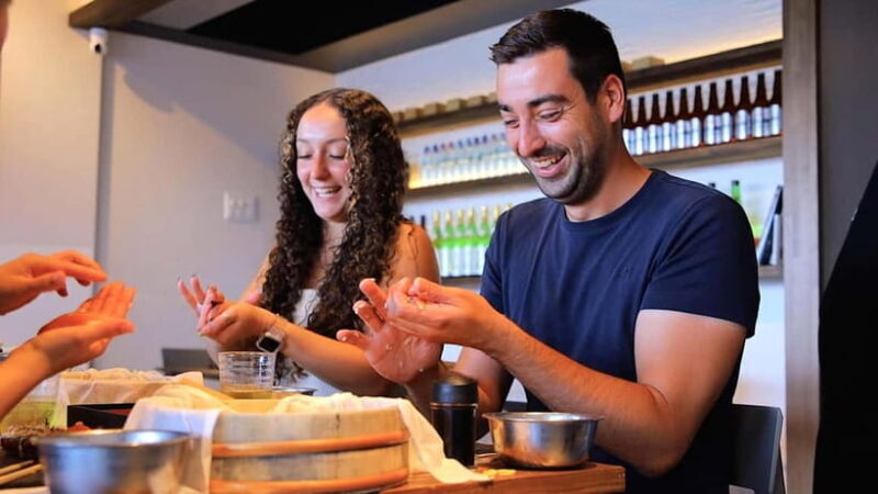 Tokyo: Roll and Authentic Sushi Making Class in Asakusa - Key Points