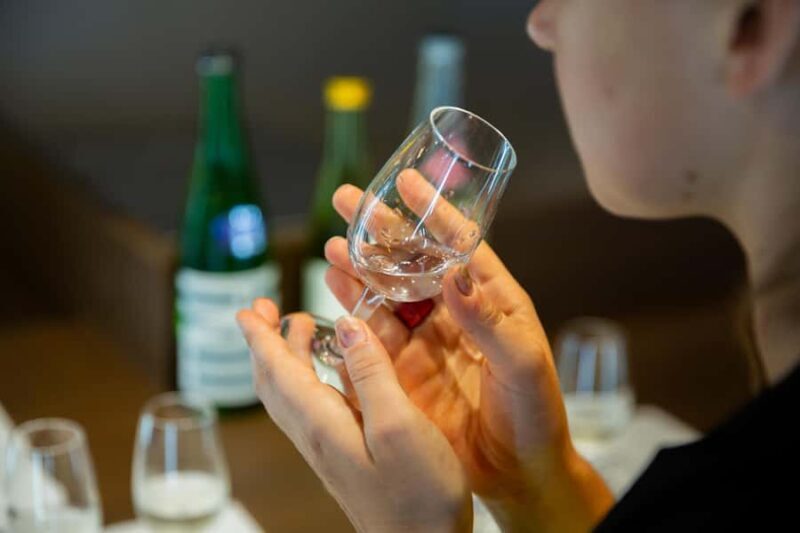 Tokyo Sake TastingFind Your Favorite with a Sake Expert - Why This Experience Is Worth Considering