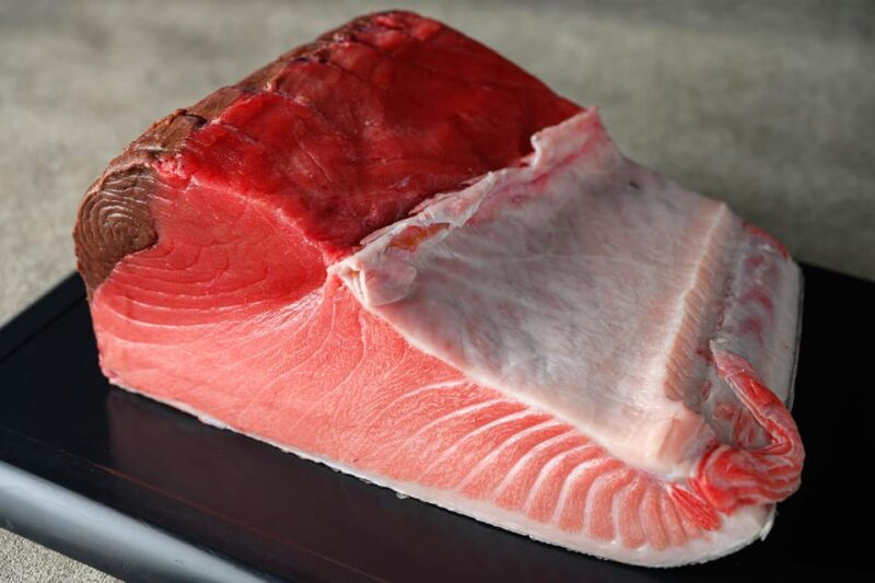 tokyo-seafood-buffet-restaurant-iroha-meal-tuna-filleting
