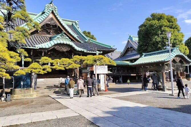 Tokyo Shibamata Retro Bike Tour with Lunch & Coffee - Key Points