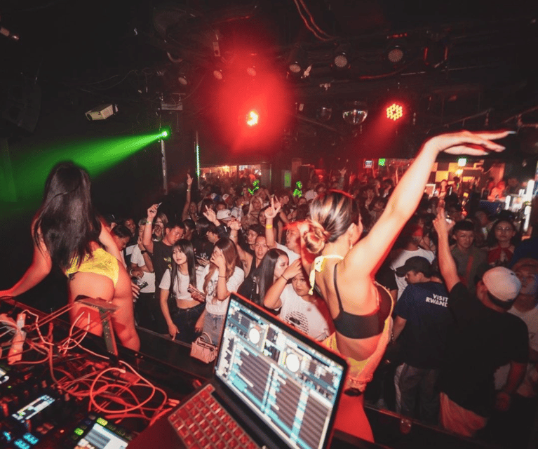 tokyo-shibuya-club-hopping-tour-with-local-college-students