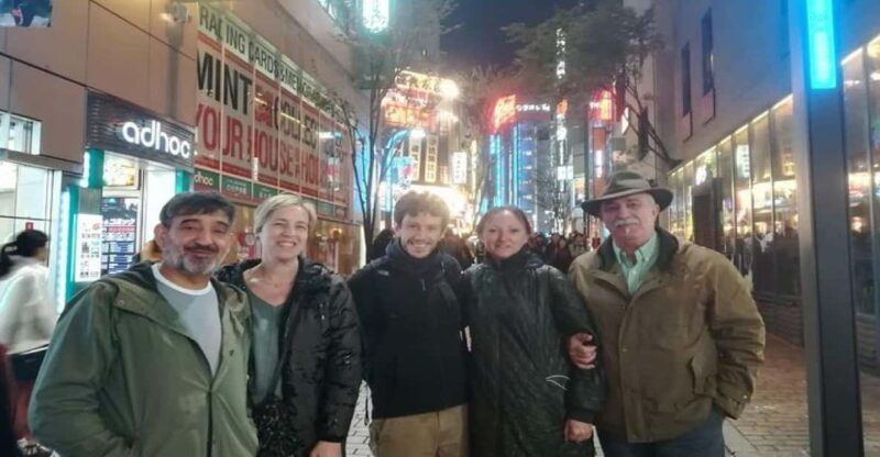 tokyo-shibuya-harajuku-walking-tour-with-a-guide