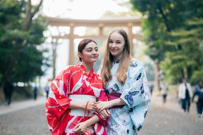 tokyo-shibuya-meiji-shrine-tour-in-kimono-english-friendly