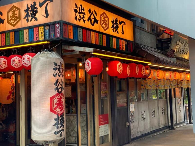 Tokyo: Shibuya Tour with a Local Guide in Spanish and Hidden Gems - A Closer Look at the Itinerary