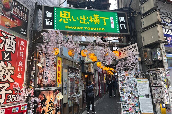 Tokyo: Shinjuku Guys' Night Out Tour (Eat, Drink, & Mingle) - The Sum Up