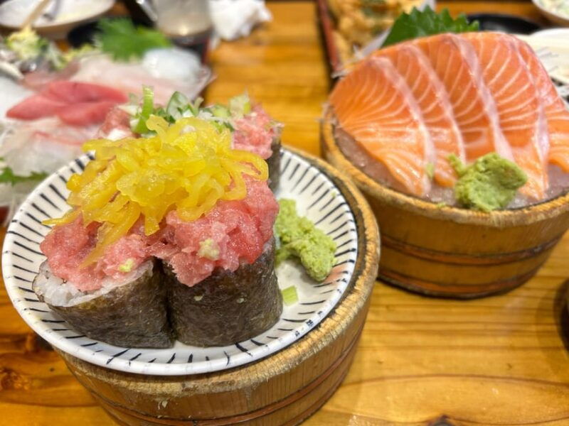 tokyo-shinjuku-izakaya-bar-hopping-food-tour