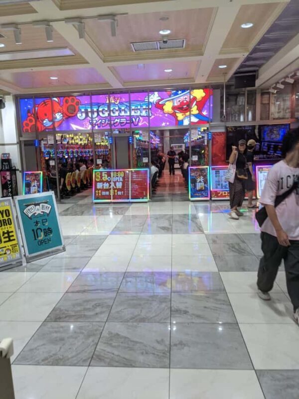 Tokyo Shinjuku Kabukicho Day Tour - Key Points