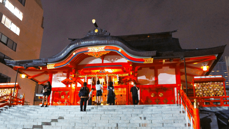 tokyo-shinjuku-night-walking-tour-secret-backstreets