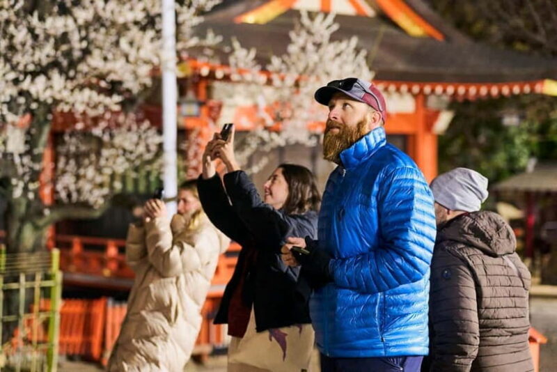 Tokyo: Shinjuku Nightlife & Secret Backstreets Walking Tour - Who Is This Tour Best For?