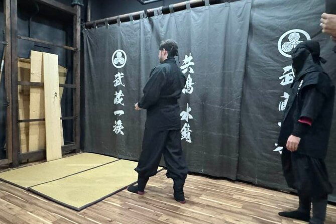tokyo-shinobi-samurai-premium-exp-for-solo-travelers-90min-2