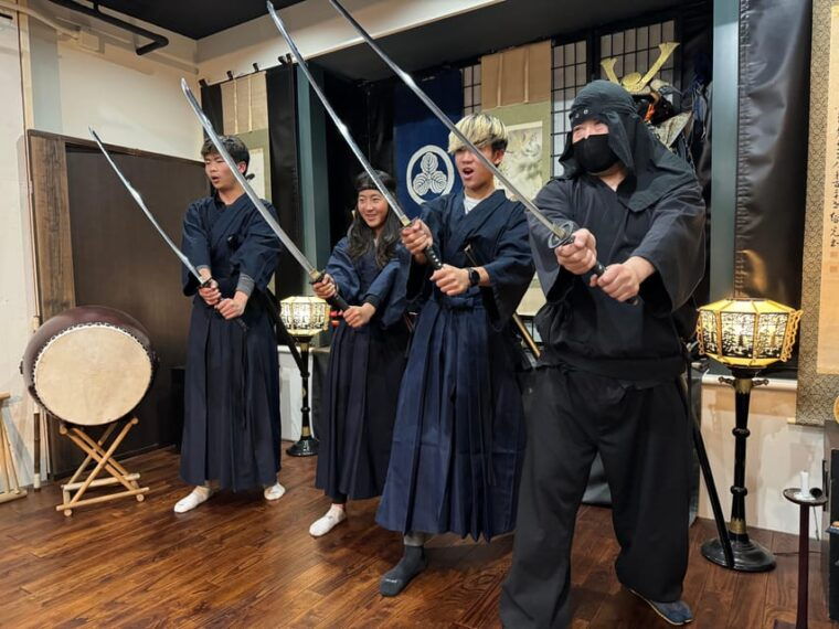 tokyo-shinobi-samurai-premium-experience-at-ninja-clan-dojo