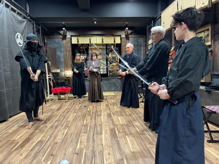 tokyo-shinobi-samurai-premium-experience-at-ninja-clan-dojo