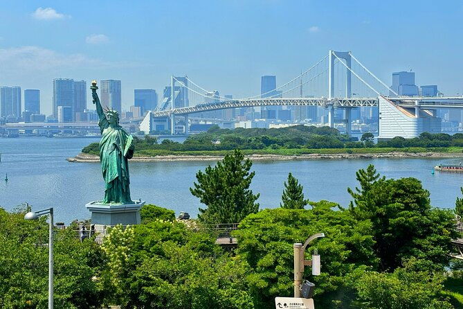 tokyo-skyline-private-walking-tour